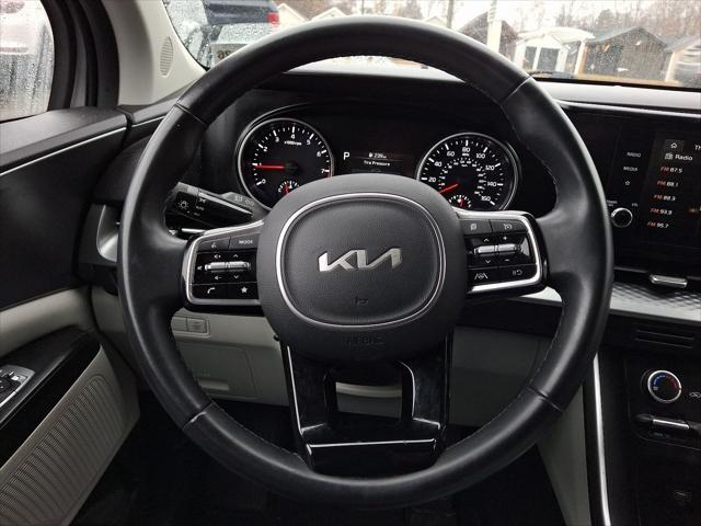 used 2022 Kia Carnival car, priced at $27,990