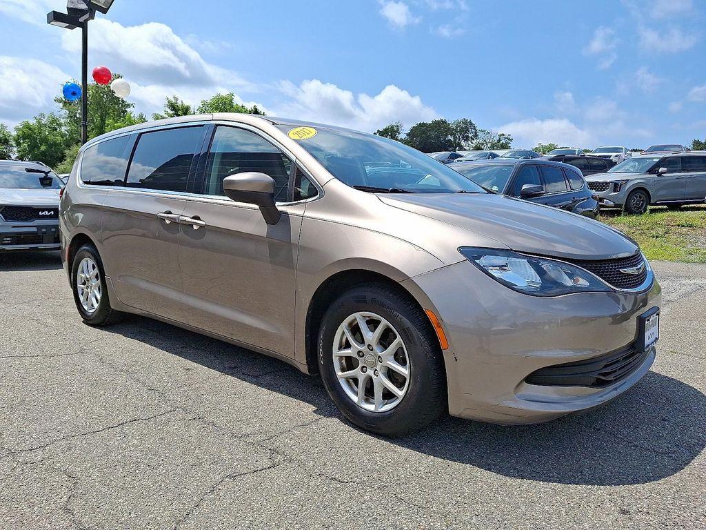 used 2017 Chrysler Pacifica car, priced at $11,995