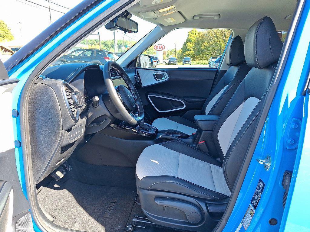 used 2023 Kia Soul car, priced at $18,426