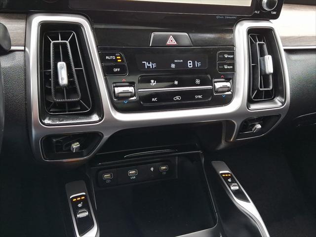 used 2022 Kia Sorento car, priced at $31,300