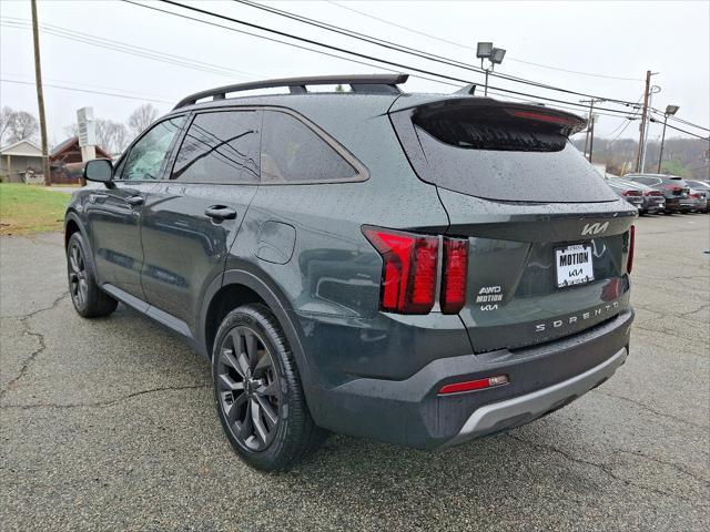 used 2022 Kia Sorento car, priced at $31,300