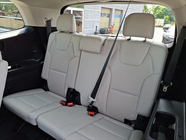 used 2024 Kia Telluride car, priced at $40,995