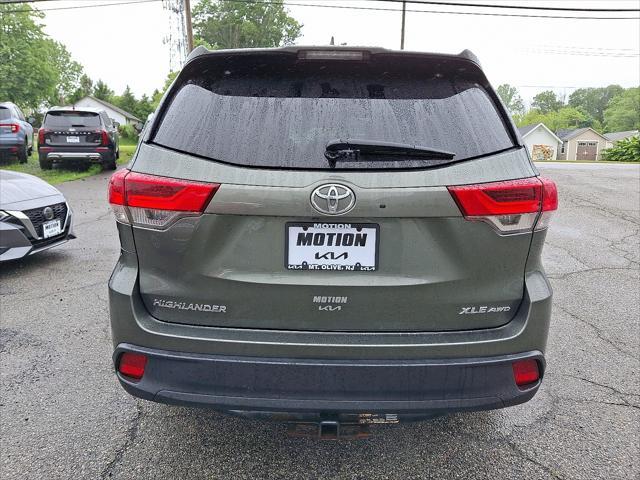 used 2018 Toyota Highlander car, priced at $20,485