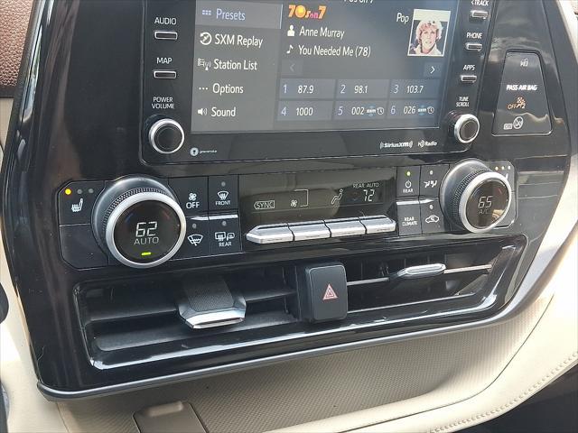 used 2022 Toyota Highlander car, priced at $36,995