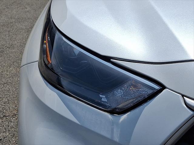 used 2022 Toyota Highlander car, priced at $36,995