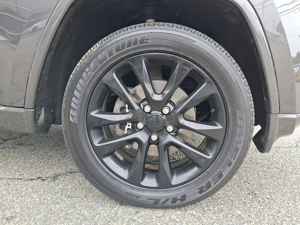 used 2020 Jeep Grand Cherokee car, priced at $23,283