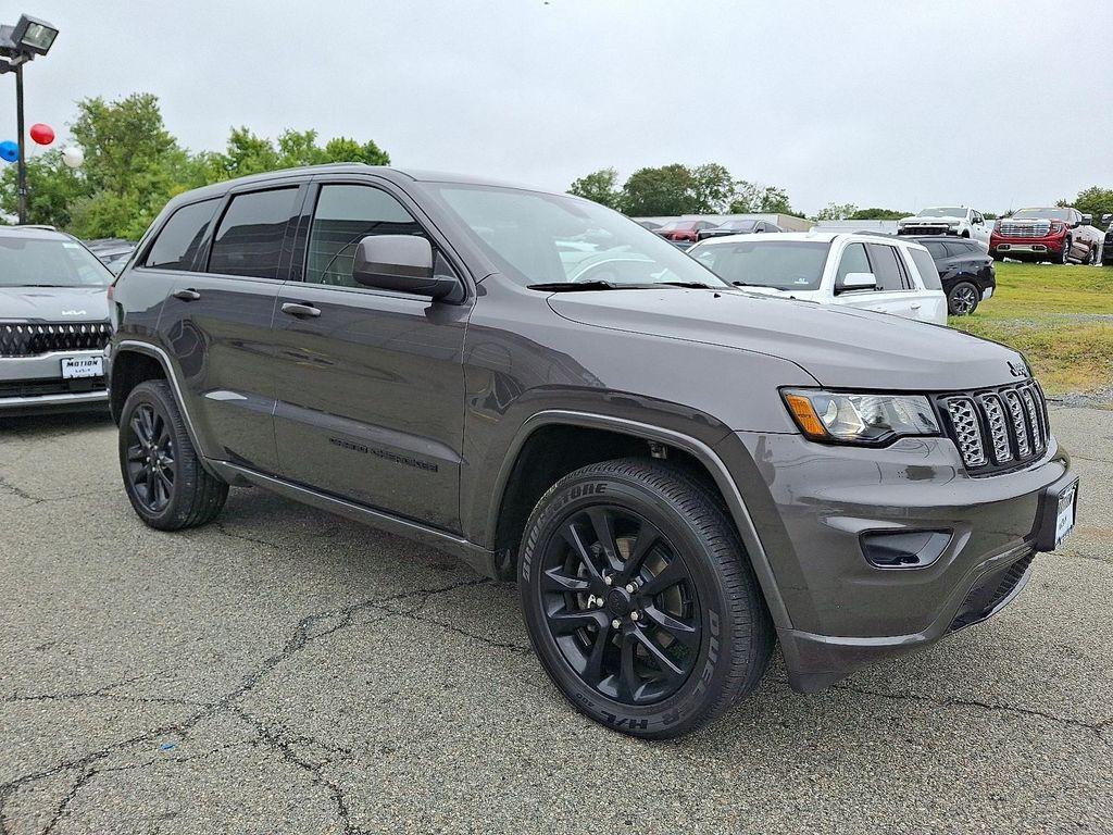used 2020 Jeep Grand Cherokee car, priced at $23,283