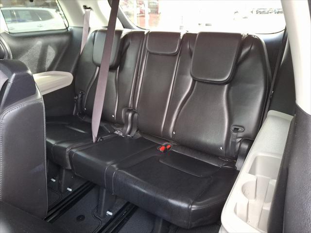 used 2022 Kia Carnival car, priced at $32,500