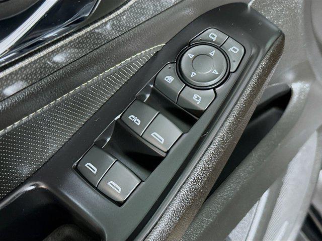 used 2023 Chevrolet Traverse car, priced at $33,491