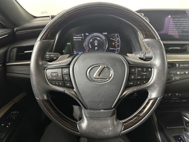 used 2020 Lexus ES 300h car, priced at $34,791