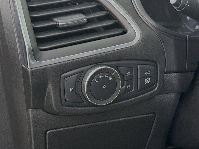 used 2022 Ford Edge car, priced at $24,333