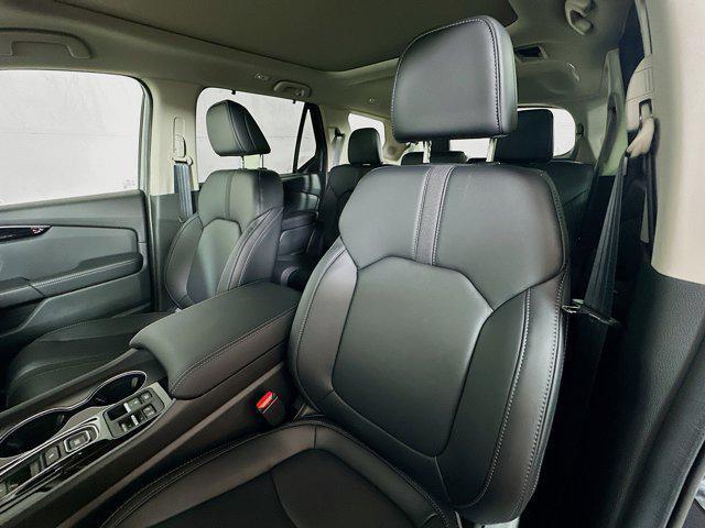 new 2025 Honda Pilot car, priced at $51,095
