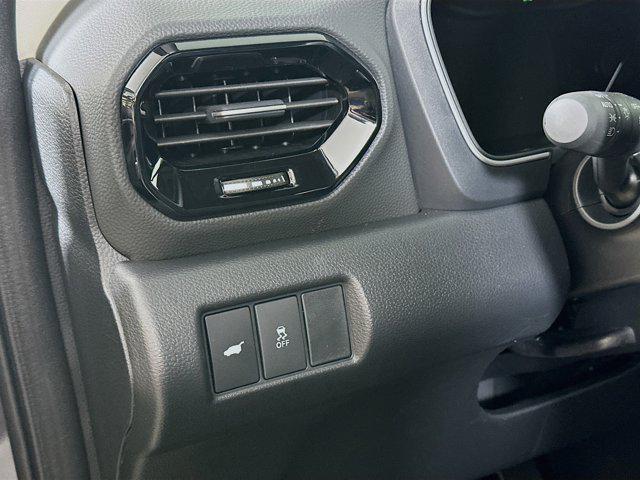 new 2025 Honda Pilot car, priced at $51,095