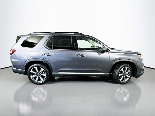 new 2025 Honda Pilot car, priced at $51,095