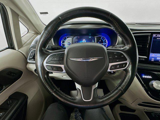 used 2022 Chrysler Pacifica Hybrid car, priced at $26,991