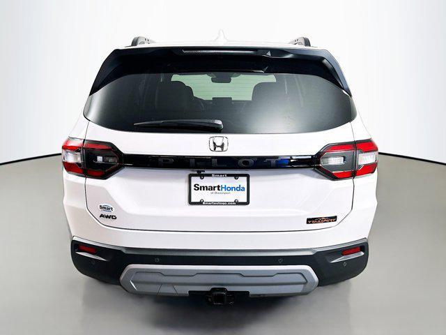 new 2025 Honda Pilot car, priced at $51,305