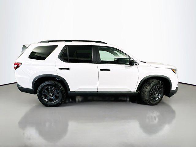 new 2025 Honda Pilot car, priced at $51,305