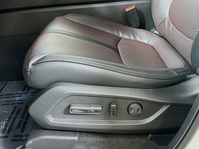 new 2025 Honda Pilot car, priced at $56,530