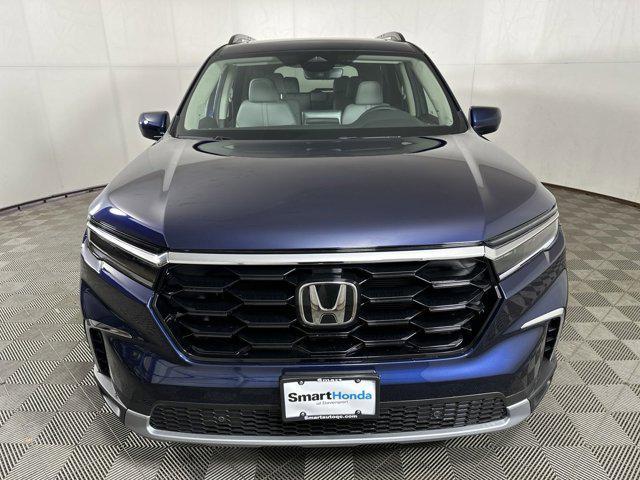 new 2025 Honda Pilot car, priced at $53,195