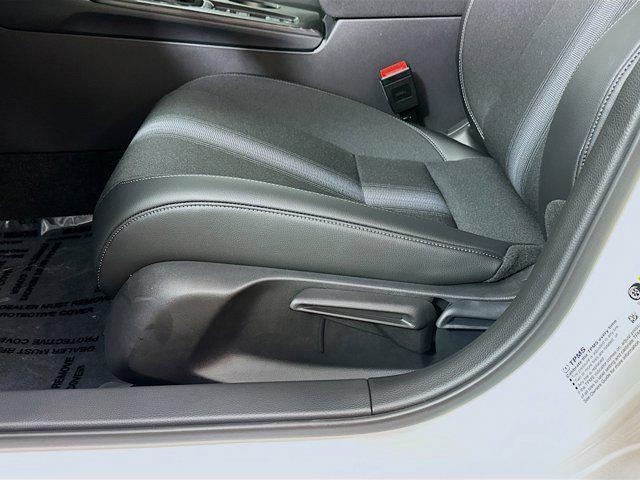 new 2026 Honda Civic Hybrid car, priced at $32,100