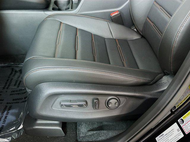 new 2026 Honda CR-V Hybrid car, priced at $41,620