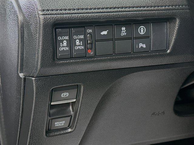 used 2024 Honda Odyssey car, priced at $39,991