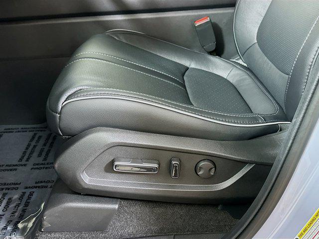 new 2025 Honda Pilot car, priced at $55,030