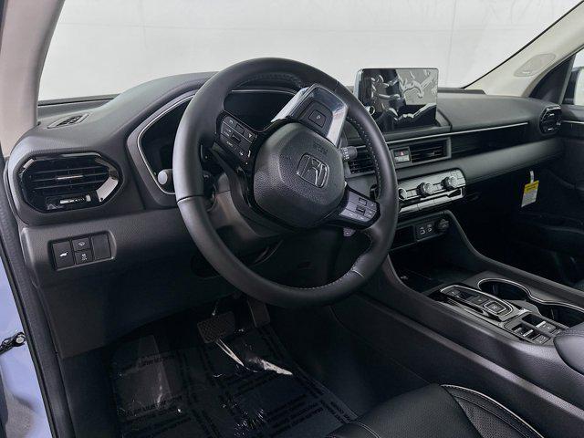 new 2025 Honda Pilot car, priced at $55,030