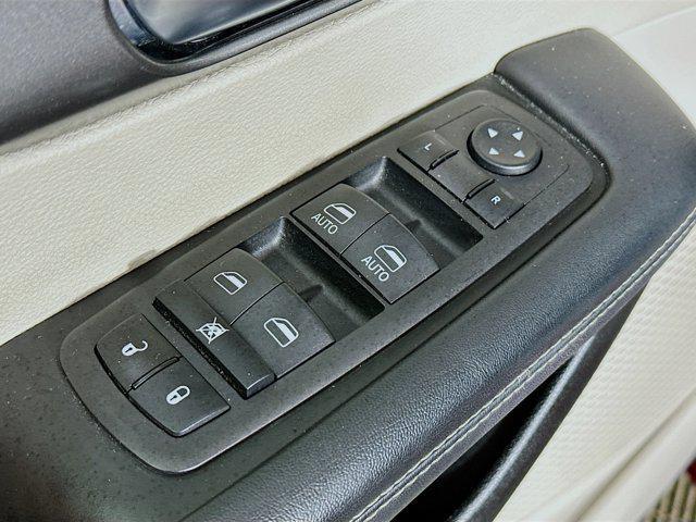 used 2023 Chrysler Pacifica car, priced at $26,309