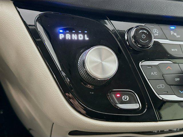 used 2022 Chrysler Pacifica car, priced at $25,991