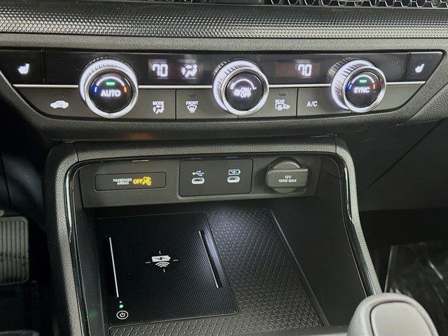 new 2026 Honda CR-V Hybrid car, priced at $41,675