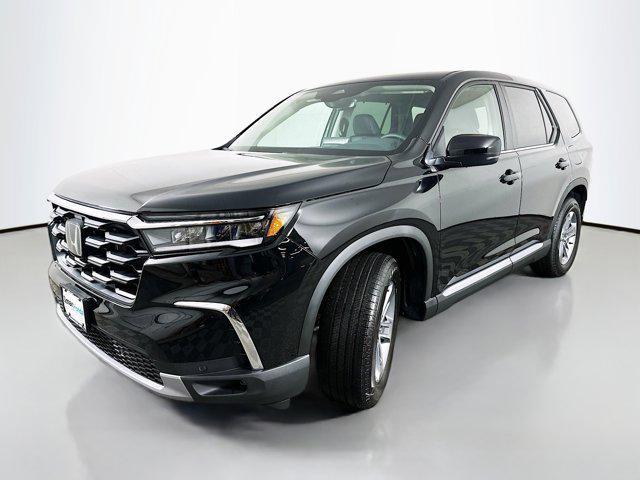 new 2025 Honda Pilot car, priced at $47,825