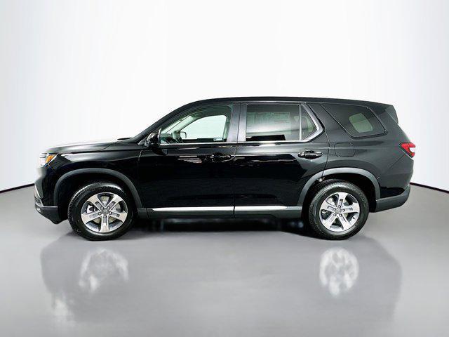 new 2025 Honda Pilot car, priced at $47,825