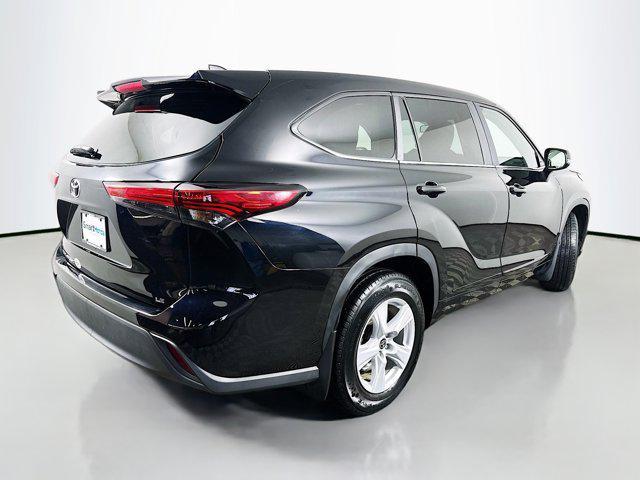 used 2023 Toyota Highlander car, priced at $32,991