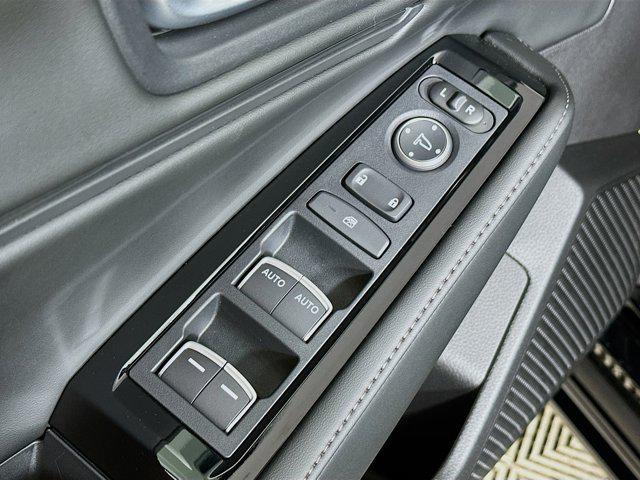 new 2025 Honda Accord Hybrid car, priced at $40,450