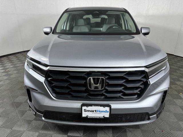 new 2025 Honda Pilot car, priced at $46,695