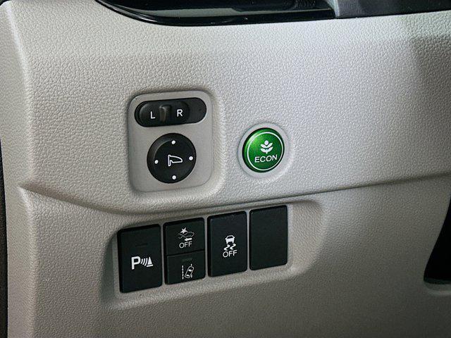 used 2022 Honda Pilot car, priced at $30,927
