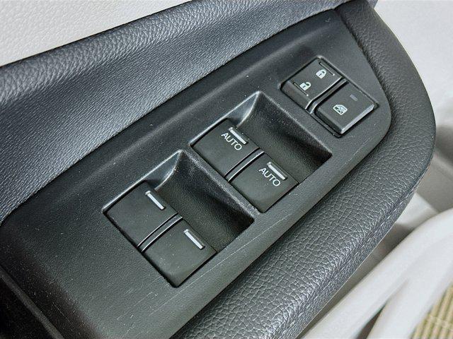 used 2022 Honda Pilot car, priced at $30,927