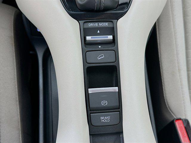 used 2023 Honda HR-V car, priced at $24,991