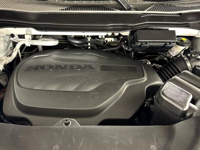 used 2022 Honda Pilot car, priced at $31,987