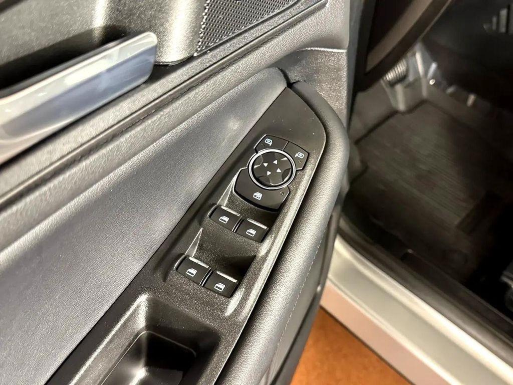 used 2022 Ford Edge car, priced at $22,987