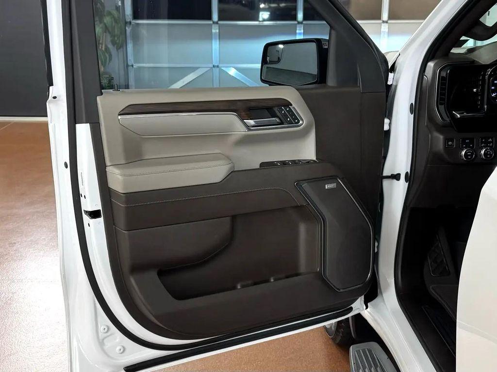 used 2024 GMC Sierra 1500 car, priced at $52,987