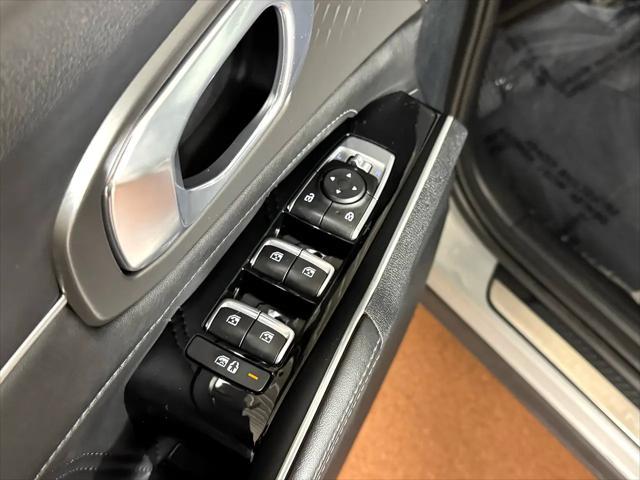 used 2022 Kia Sorento car, priced at $34,987