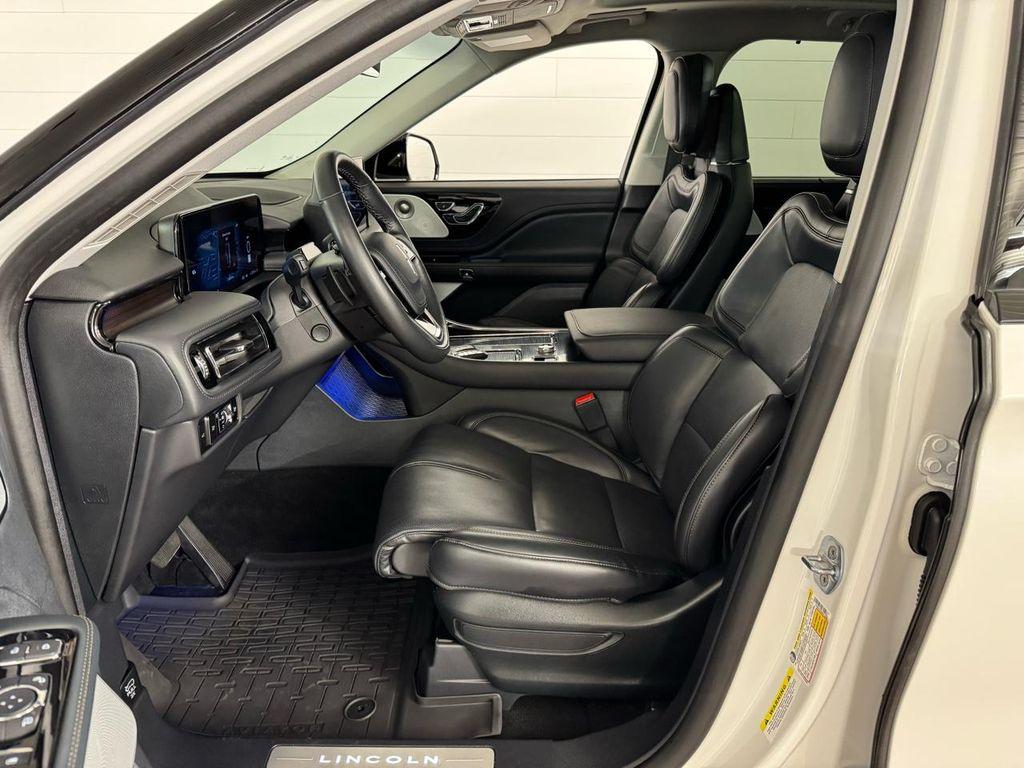 used 2025 Lincoln Aviator car, priced at $67,987