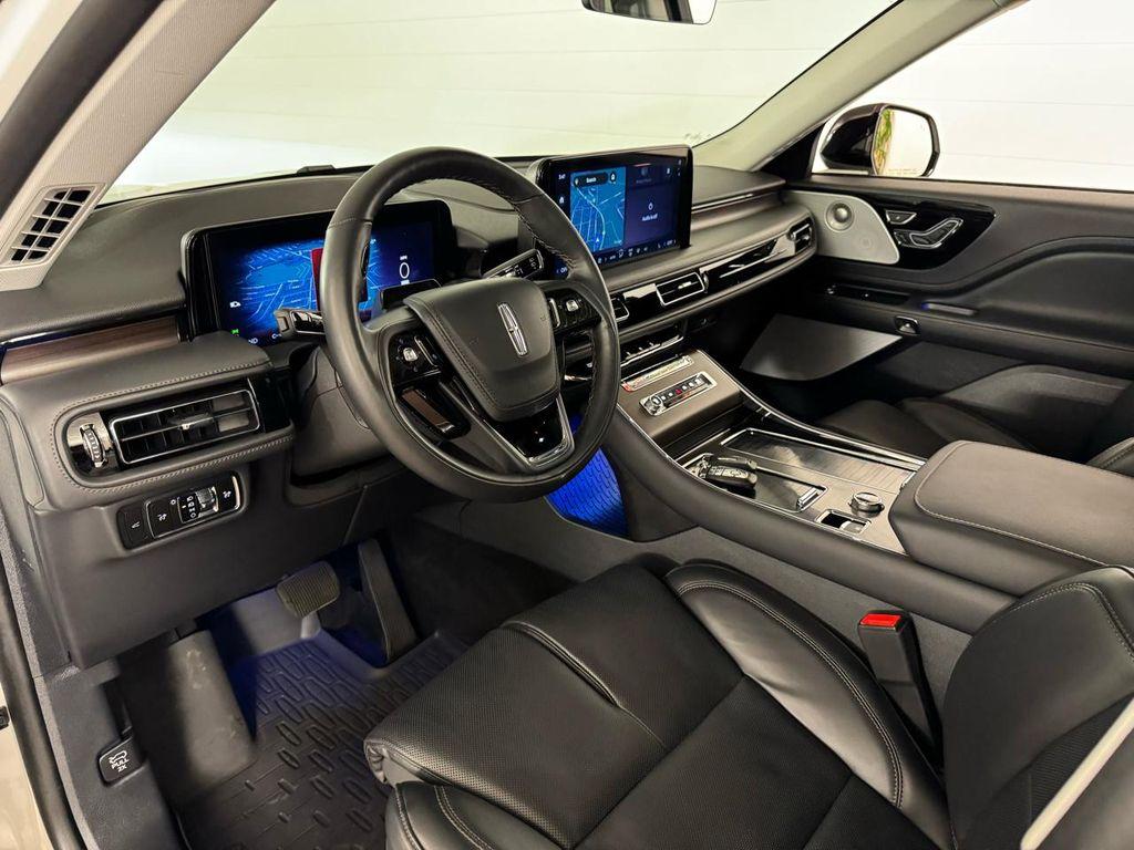 used 2025 Lincoln Aviator car, priced at $67,987