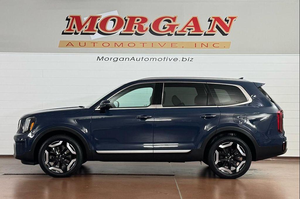 used 2023 Kia Telluride car, priced at $34,987