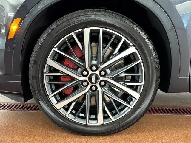 used 2023 Cadillac XT6 car, priced at $45,987