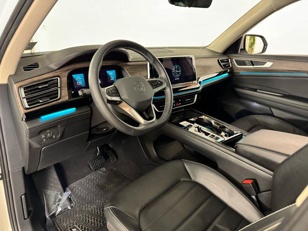used 2024 Volkswagen Atlas car, priced at $35,987