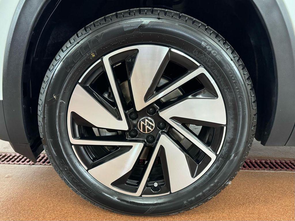used 2024 Volkswagen Atlas car, priced at $35,987