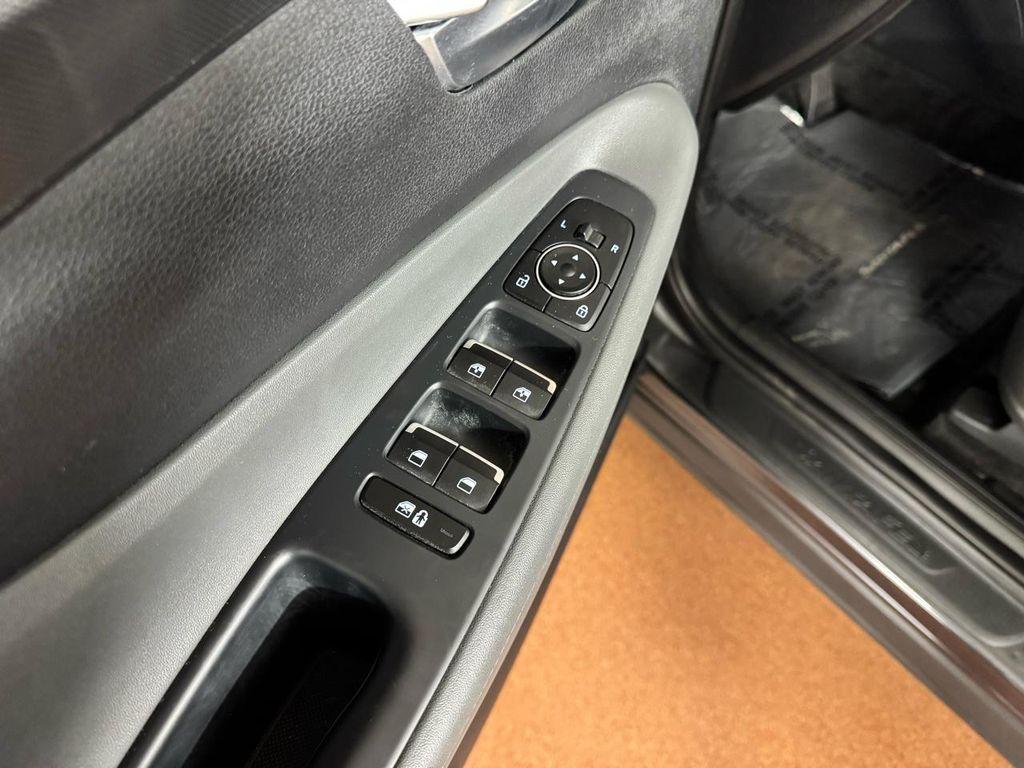 used 2022 Hyundai Santa Fe car, priced at $26,987